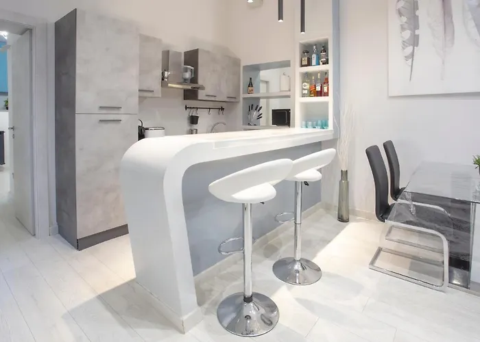 Lounge House Cunfida - San Pietro Apartament